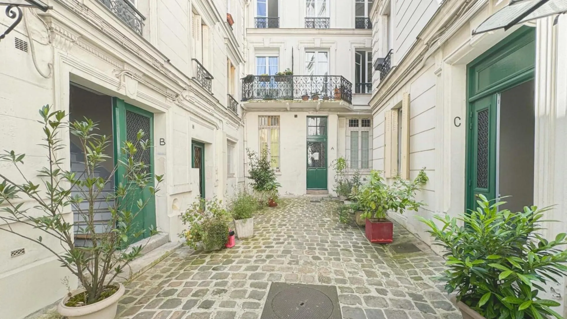 Flexliving - Whole Flat - Banquier Apartment Paris 0*,  France